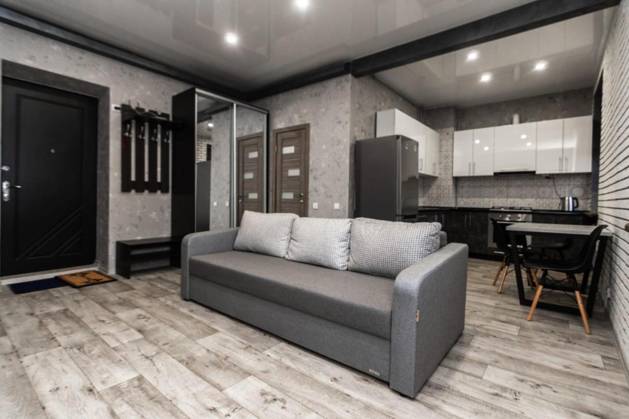 Loft Apartment On Svobody Kamjanske Eksteriør billede